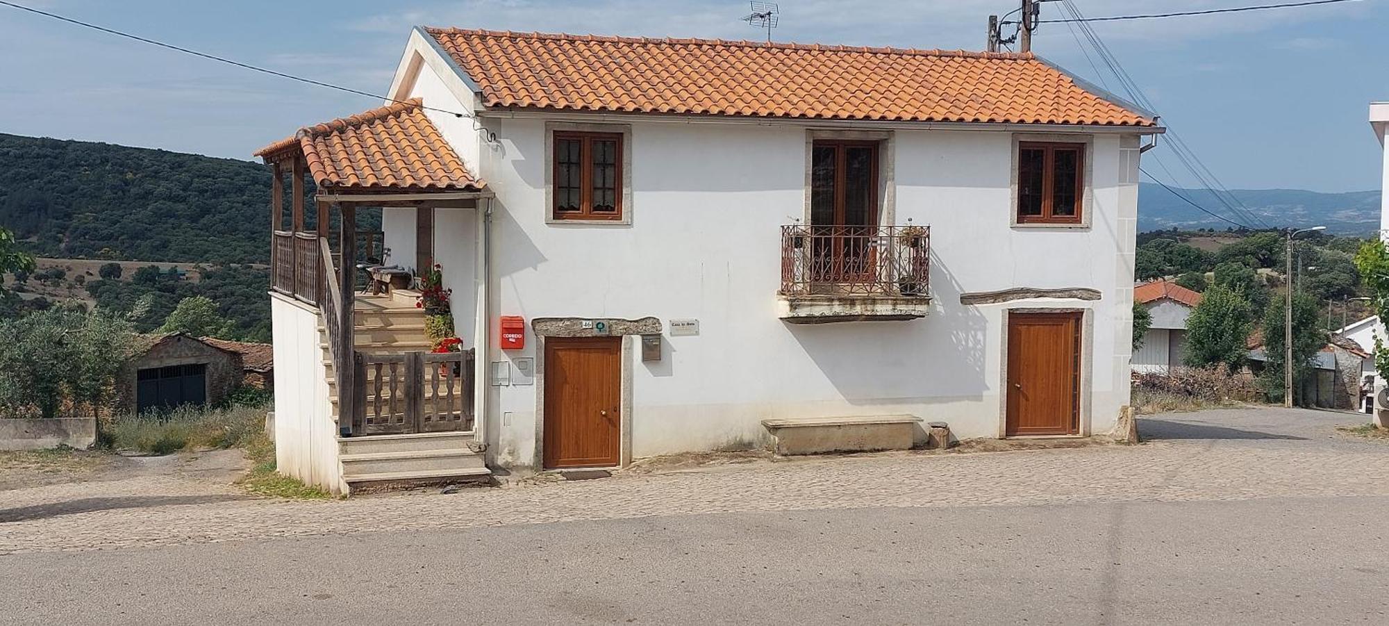 Casa Do Soto Guest House Milhão Екстериор снимка